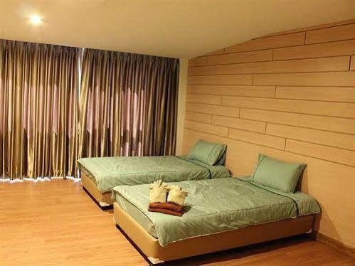 Patitta Apartment Chiang Mai Esterno foto